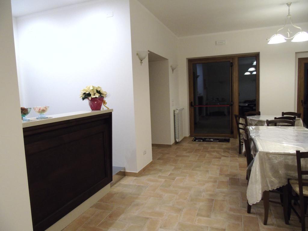 הוילה טודי Agriturismo Poponi מראה חיצוני תמונה