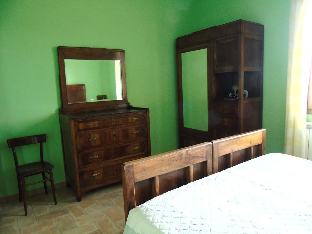הוילה טודי Agriturismo Poponi חדר תמונה