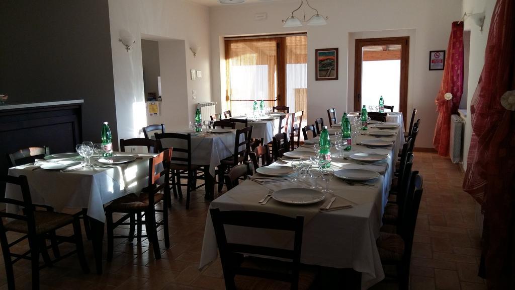 הוילה טודי Agriturismo Poponi מראה חיצוני תמונה