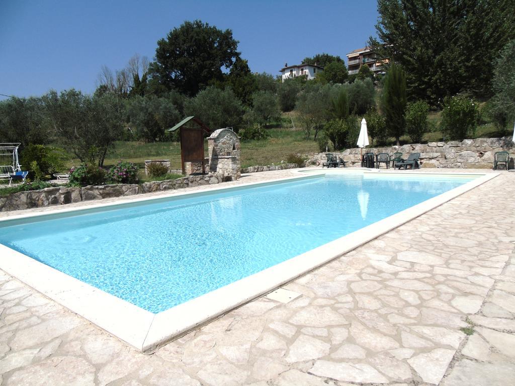 הוילה טודי Agriturismo Poponi מראה חיצוני תמונה